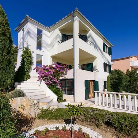 Villa Nerium Seget Vranjica