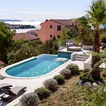 Nerium Villa